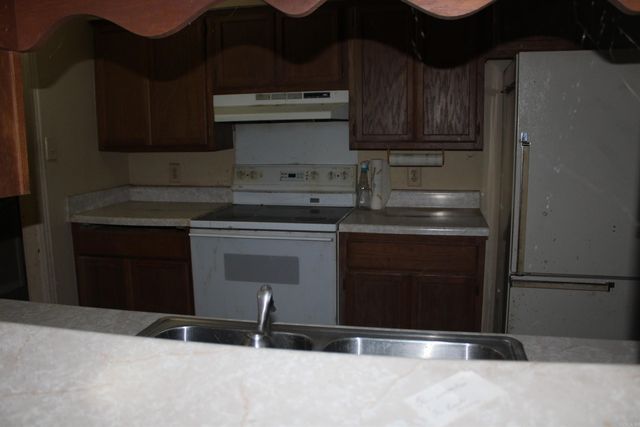 119 Valley Dr, Helena, AR 72342