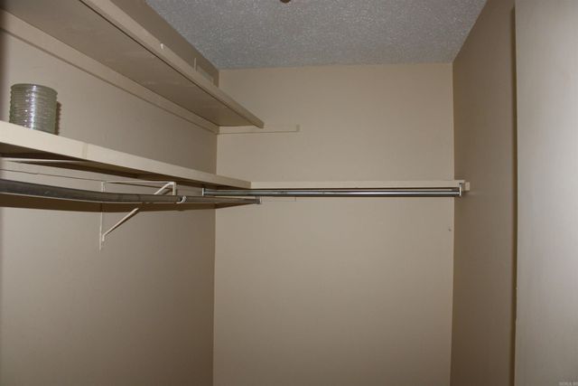 119 Valley Dr, Helena, AR 72342