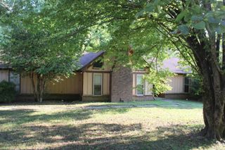 119 Valley Dr, Helena, AR 72342