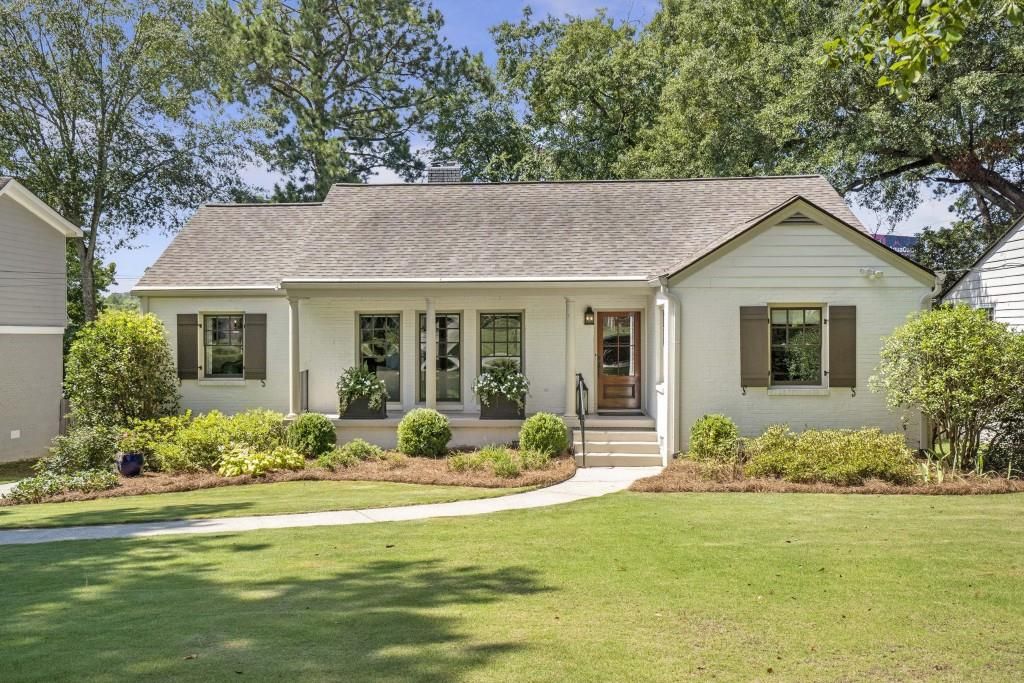 225 Midvale NE Drive, Atlanta, GA 30342