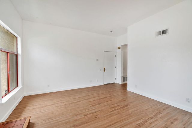 2416 N Main Street F, Salinas, CA 93906