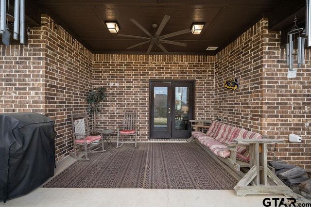 7344 Hearthstone Lane, Tyler, TX 75703