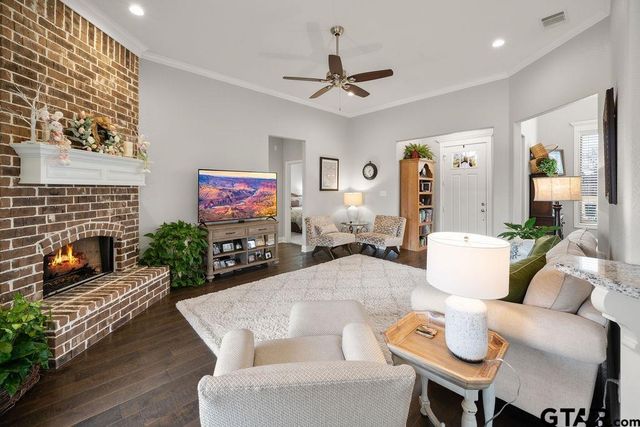 7344 Hearthstone Lane, Tyler, TX 75703