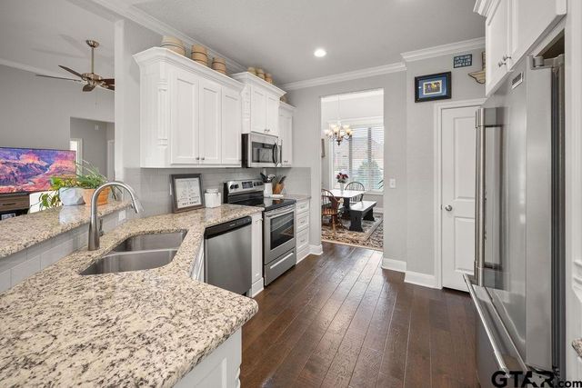 7344 Hearthstone Lane, Tyler, TX 75703