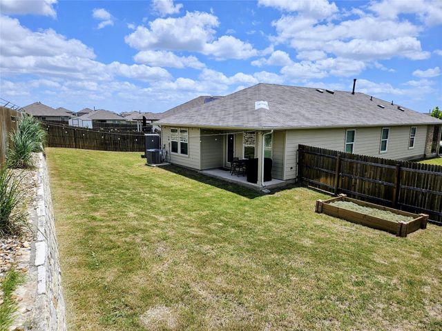 201 Elbow Bush CV, Kyle, TX 78640
