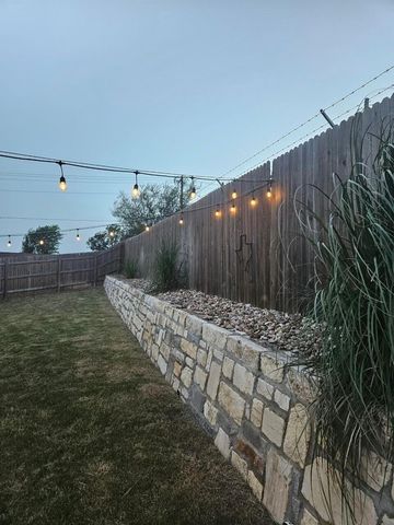 201 Elbow Bush CV, Kyle, TX 78640