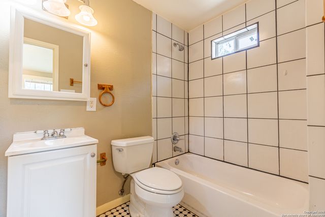 330 gem, San Antonio, TX 78204