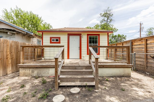 330 gem, San Antonio, TX 78204