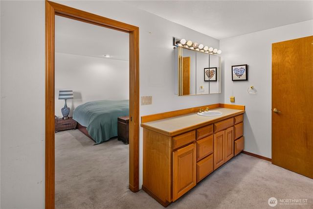 475 Nez Perce Place, La Conner, WA 98257