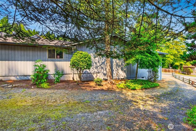 475 Nez Perce Place, La Conner, WA 98257