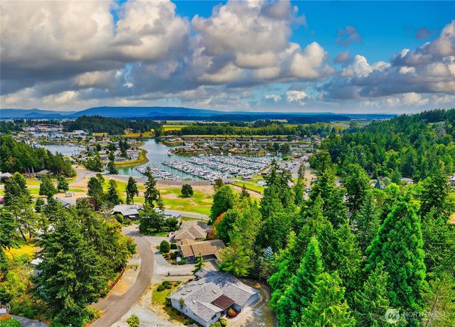 475 Nez Perce Place, La Conner, WA 98257