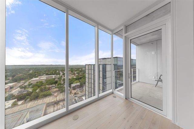 313 W 17th ST 1804, Austin, TX 78701