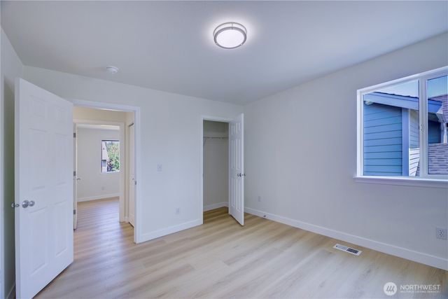 5128 NE 11th Street, Renton, WA 98059
