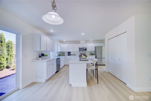 5128 NE 11th Street, Renton, WA 98059