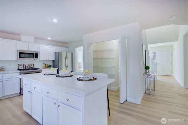 5128 NE 11th Street, Renton, WA 98059