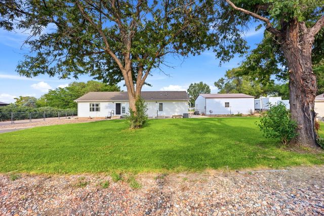 1581 Center Ln, Pueblo, CO 81006