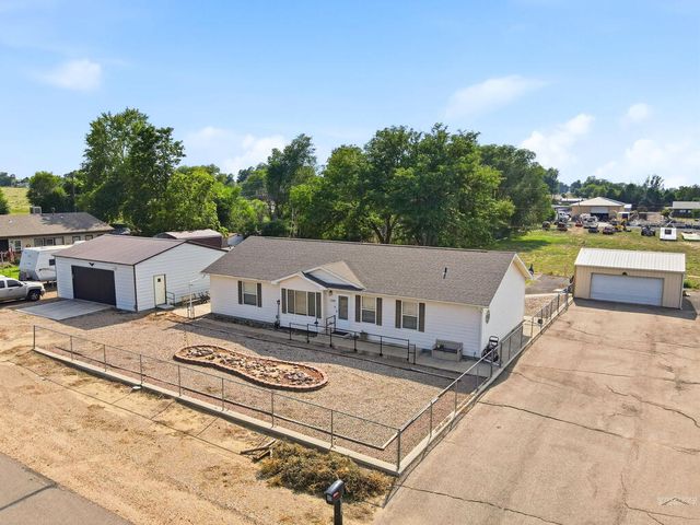 1581 Center Ln, Pueblo, CO 81006