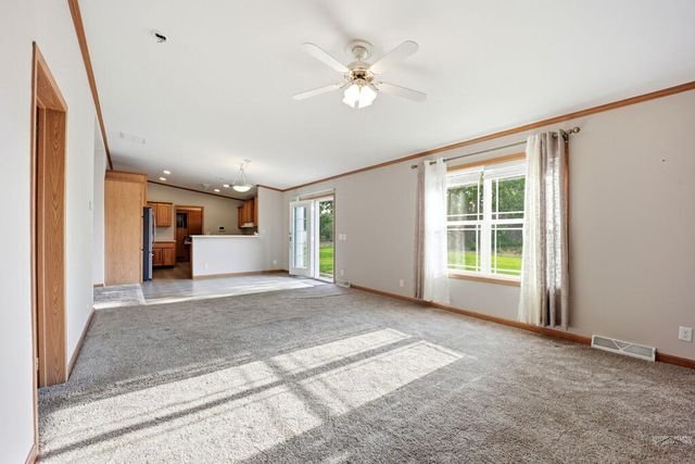 1581 Center Ln, Pueblo, CO 81006