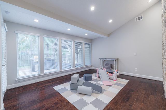 2227 Seven Oaks Drive, Houston, TX 77339