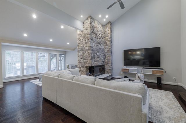 2227 Seven Oaks Drive, Houston, TX 77339