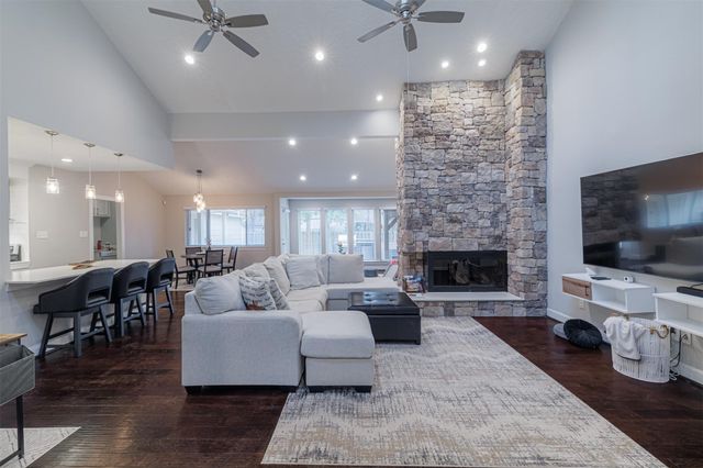 2227 Seven Oaks Drive, Houston, TX 77339