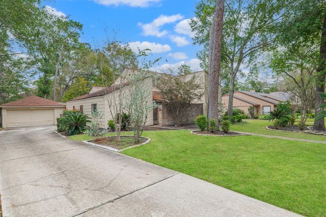 2227 Seven Oaks Drive, Houston, TX 77339