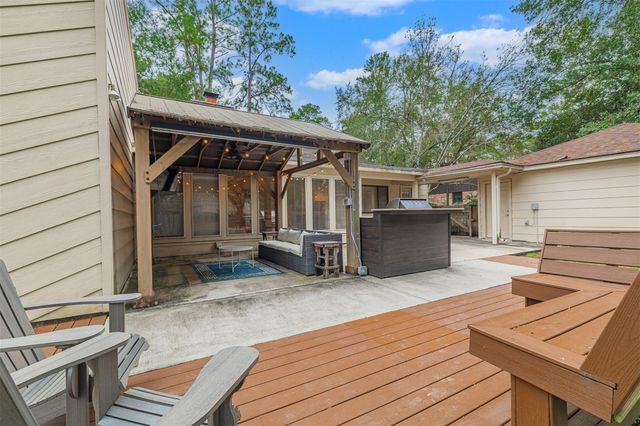 2227 Seven Oaks Drive, Houston, TX 77339