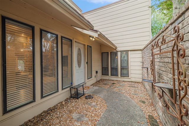 2227 Seven Oaks Drive, Houston, TX 77339