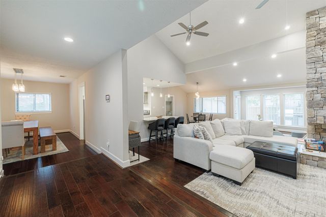 2227 Seven Oaks Drive, Houston, TX 77339