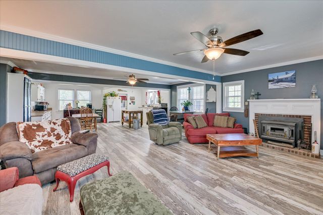 2135 Fort Creek Road Se Road, Dearing, GA 30808