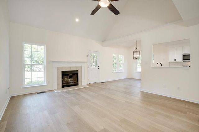 962 Hunting Horn Way, Evans, GA 30809