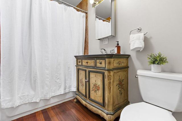 77 Adams 2, Medford, MA 02155