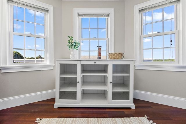 77 Adams 2, Medford, MA 02155