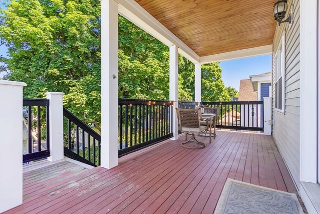 77 Adams 2, Medford, MA 02155