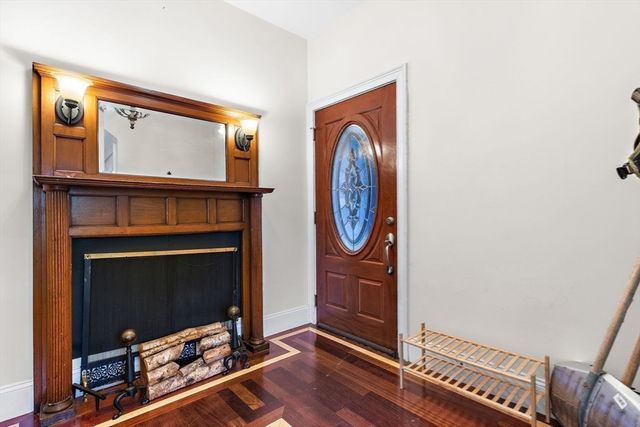 77 Adams 2, Medford, MA 02155