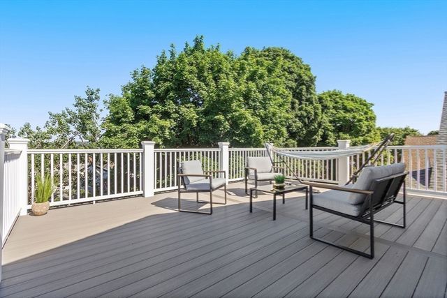 77 Adams 2, Medford, MA 02155