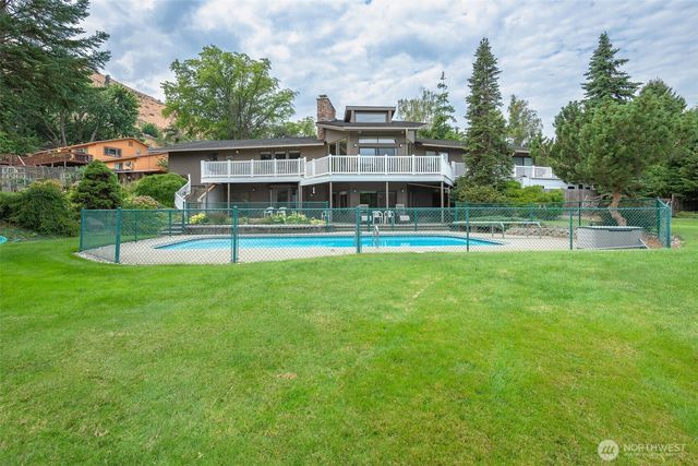 409 Austin Ave, Wenatchee, WA 98801