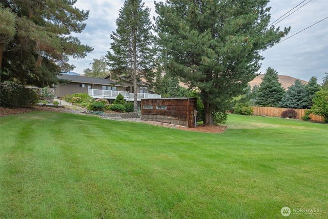 409 Austin Ave, Wenatchee, WA 98801