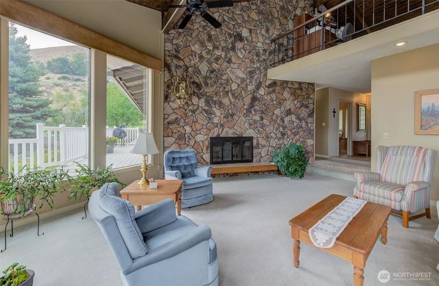 409 Austin Ave, Wenatchee, WA 98801