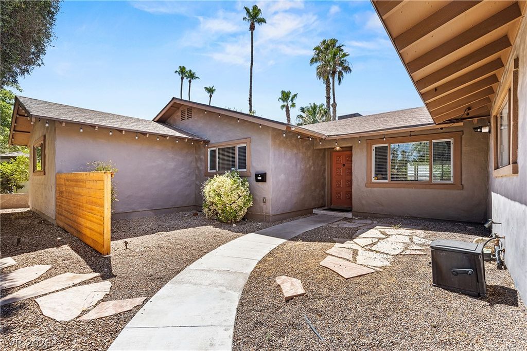 2813 Bryant Avenue, Las Vegas, NV 89102 — photo 3