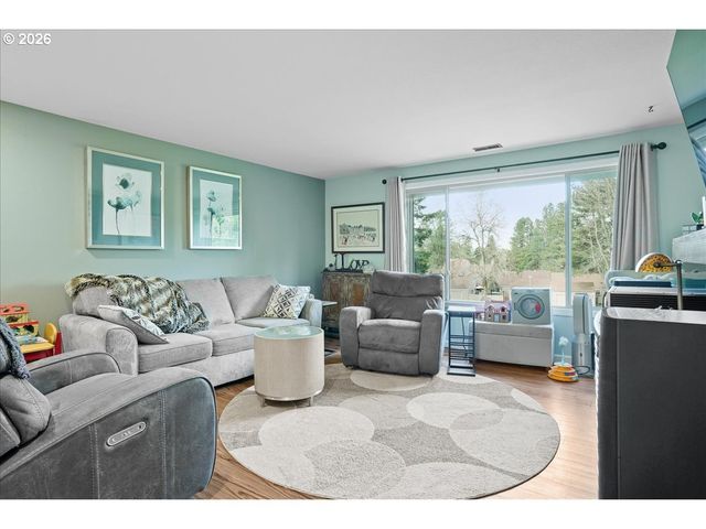 6660 HUNTINGTON Cir, Salem, OR 97306