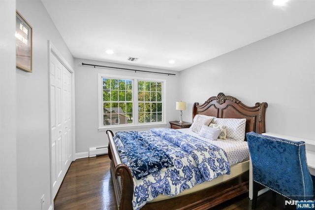18 Hope Street, Montvale, NJ 07645
