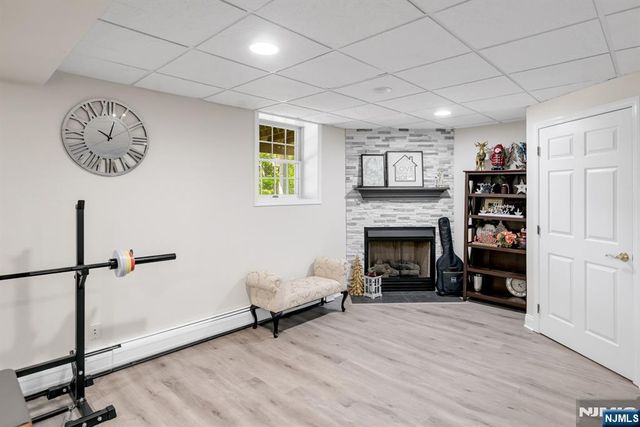 18 Hope Street, Montvale, NJ 07645