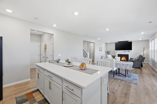 5730 Palazzo Lane, Mccordsville, IN 46055