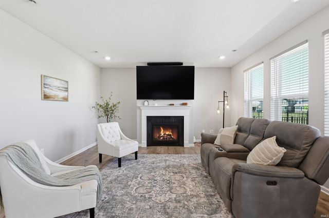 5730 Palazzo Lane, Mccordsville, IN 46055