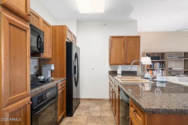 4808 N 24TH Street 523, Phoenix, AZ 85016