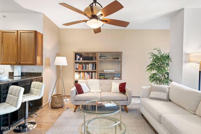 4808 N 24TH Street 523, Phoenix, AZ 85016