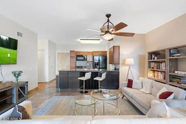 4808 N 24TH Street 523, Phoenix, AZ 85016