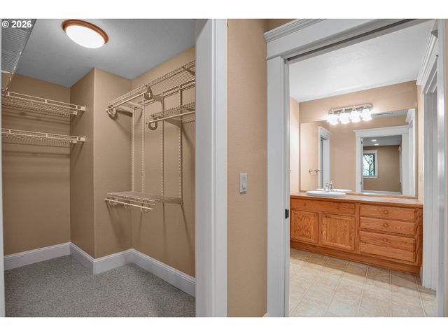 15308 Ne BONANZA Rd, Brush Prairie, WA 98606