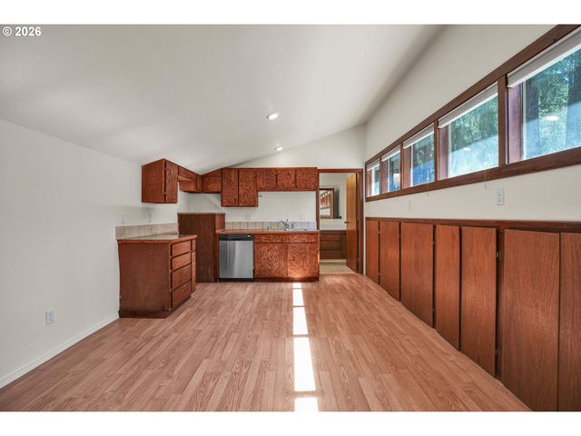 15308 Ne BONANZA Rd, Brush Prairie, WA 98606